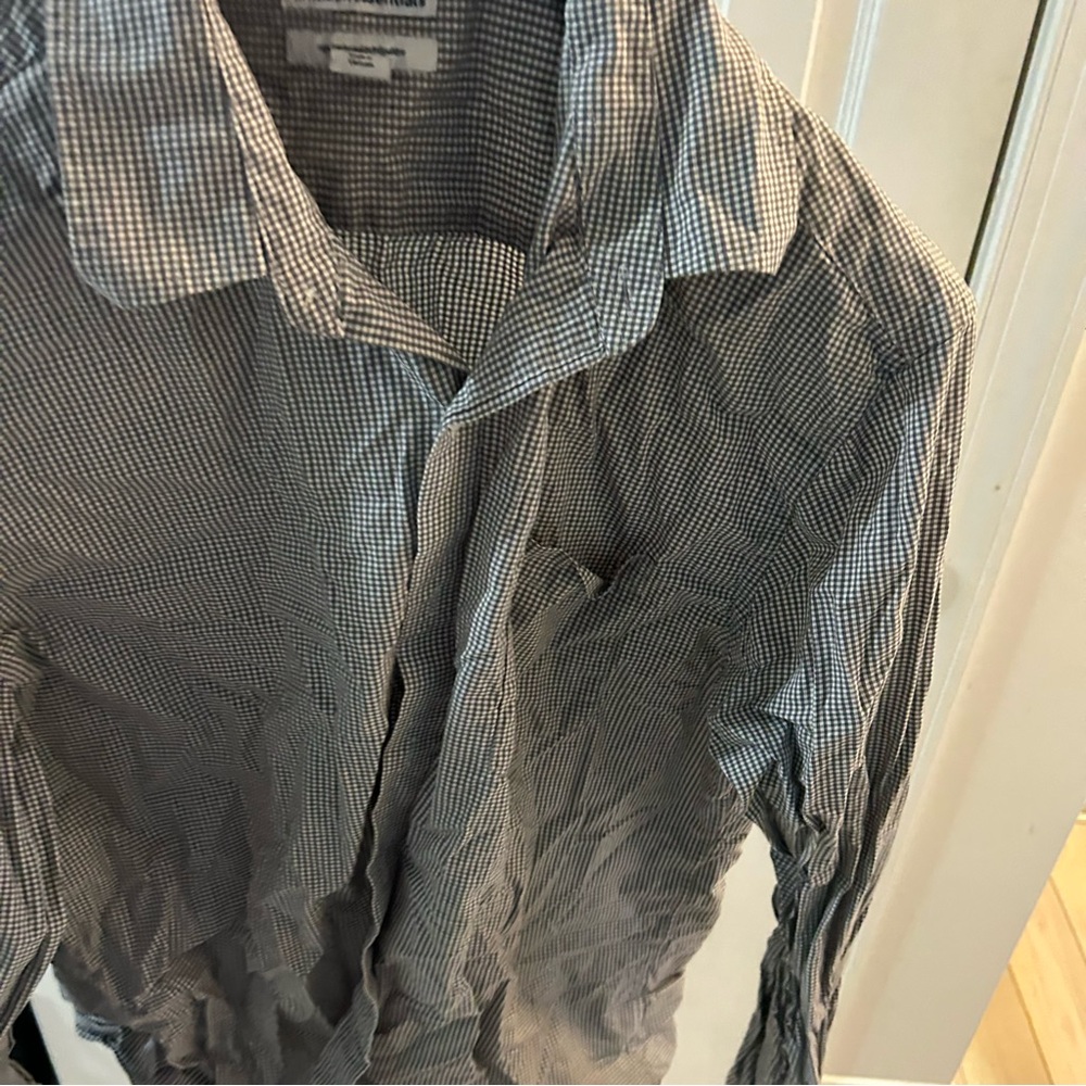 AMAZON ESSENTIALS check dress shirt.